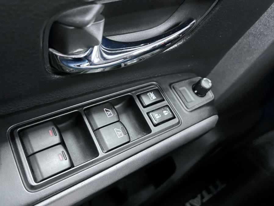 2015 Nissan Titan 4WD Crew Cab SWB SL, available for sale in Plantsville, Connecticut | L&S Automotive LLC. Plantsville, Connecticut 2015 Nissan Titan 4WD Crew Cab SWB SL, available for sale in Plantsville, Connecticut | L&S Automotive LLC. Plantsville, Connecticut