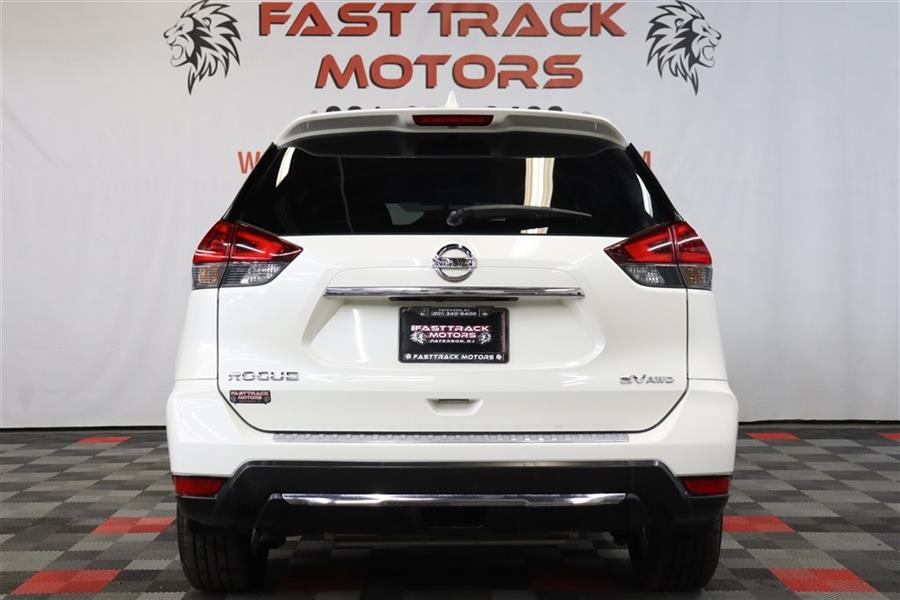 Used Nissan Rogue SV 2018 | Fast Track Motors. Paterson, New Jersey Used Nissan Rogue SV 2018 | Fast Track Motors. Paterson, New Jersey