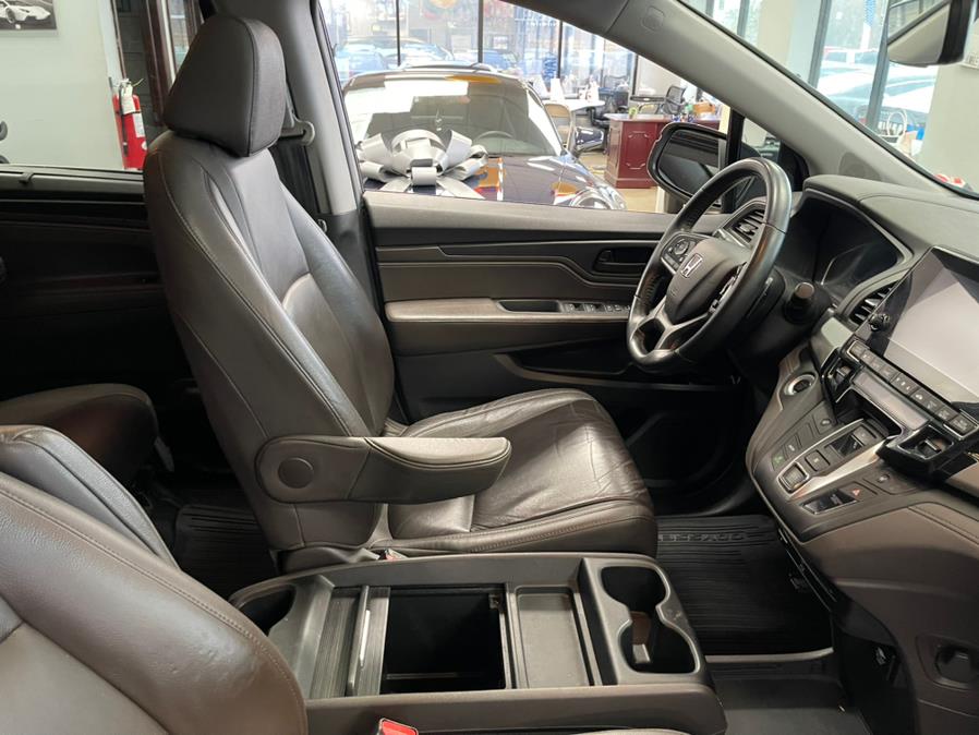 Used Honda Odyssey EX-L w/Navi/RES Auto 2019 | 5 Towns Drive. Inwood, New York Used Honda Odyssey EX-L w/Navi/RES Auto 2019 | 5 Towns Drive. Inwood, New York