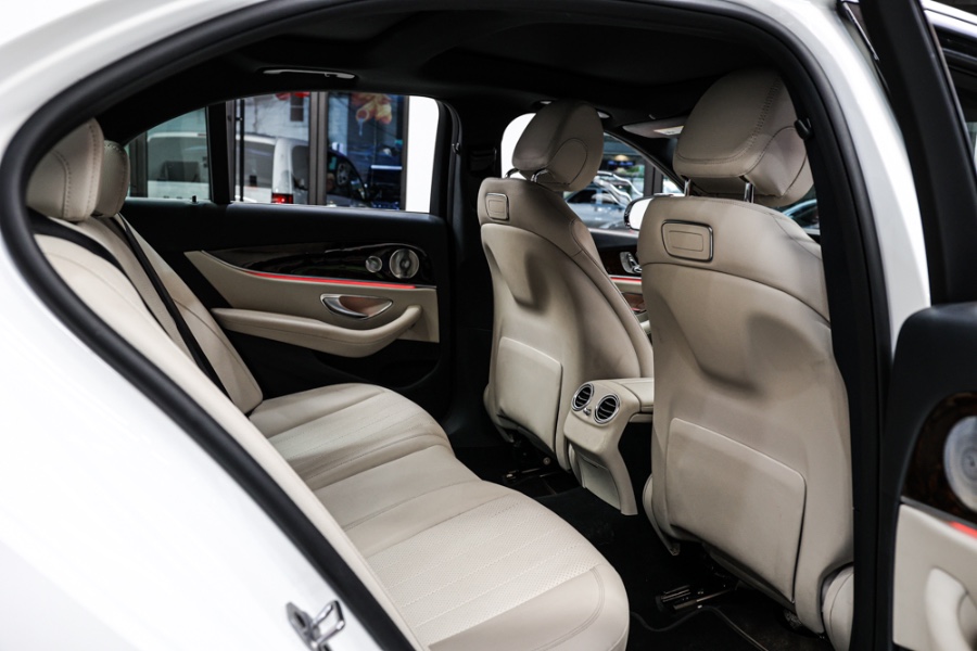 Used Mercedes-Benz E-Class E 300 4MATIC Sedan 2019 | 26 Motors Long Island. ELMONT, New York Used Mercedes-Benz E-Class E 300 4MATIC Sedan 2019 | 26 Motors Long Island. ELMONT, New York