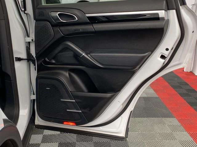 Used Porsche Cayenne S 2015 | Queens Auto Mall. Richmond Hill, New York Used Porsche Cayenne S 2015 | Queens Auto Mall. Richmond Hill, New York