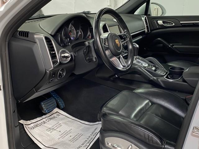 Used Porsche Cayenne S 2015 | Queens Auto Mall. Richmond Hill, New York Used Porsche Cayenne S 2015 | Queens Auto Mall. Richmond Hill, New York