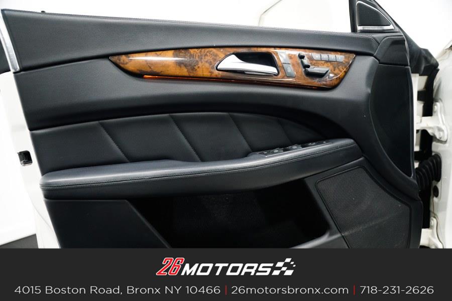 Used Mercedes-Benz CLS-Class 4dr Sdn CLS550 4MATIC 2013 | 26 Motors Bronx. Bronx, New York Used Mercedes-Benz CLS-Class 4dr Sdn CLS550 4MATIC 2013 | 26 Motors Bronx. Bronx, New York