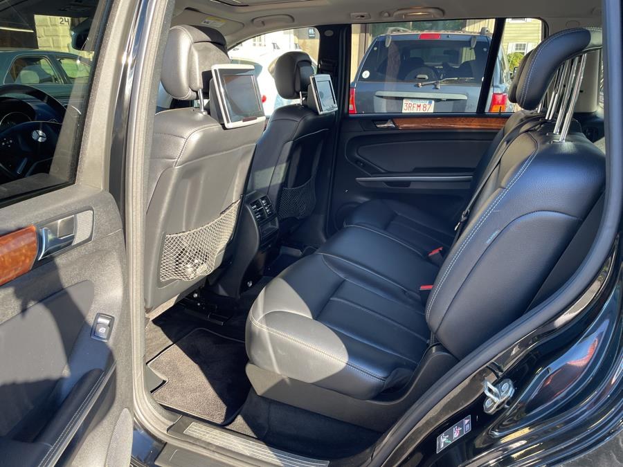 2009 Mercedes-Benz GL-Class 4MATIC 4dr 4.6L, available for sale in Springfield, Massachusetts | Absolute Motors Inc. Springfield, Massachusetts 2009 Mercedes-Benz GL-Class 4MATIC 4dr 4.6L, available for sale in Springfield, Massachusetts | Absolute Motors Inc. Springfield, Massachusetts