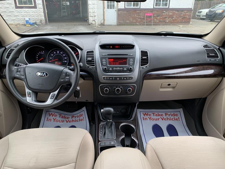 2014 Kia Sorento 2WD 4dr I4 LX, available for sale in Springfield, Massachusetts | Absolute Motors Inc. Springfield, Massachusetts 2014 Kia Sorento 2WD 4dr I4 LX, available for sale in Springfield, Massachusetts | Absolute Motors Inc. Springfield, Massachusetts