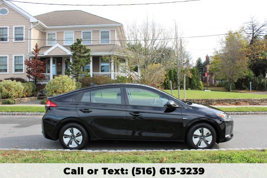 2017 Hyundai Ioniq Hybrid Blue Hatchback, available for sale in Great Neck, New York | Great Neck Car Buyers & Sellers. Great Neck, New York 2017 Hyundai Ioniq Hybrid Blue Hatchback, available for sale in Great Neck, New York | Great Neck Car Buyers & Sellers. Great Neck, New York