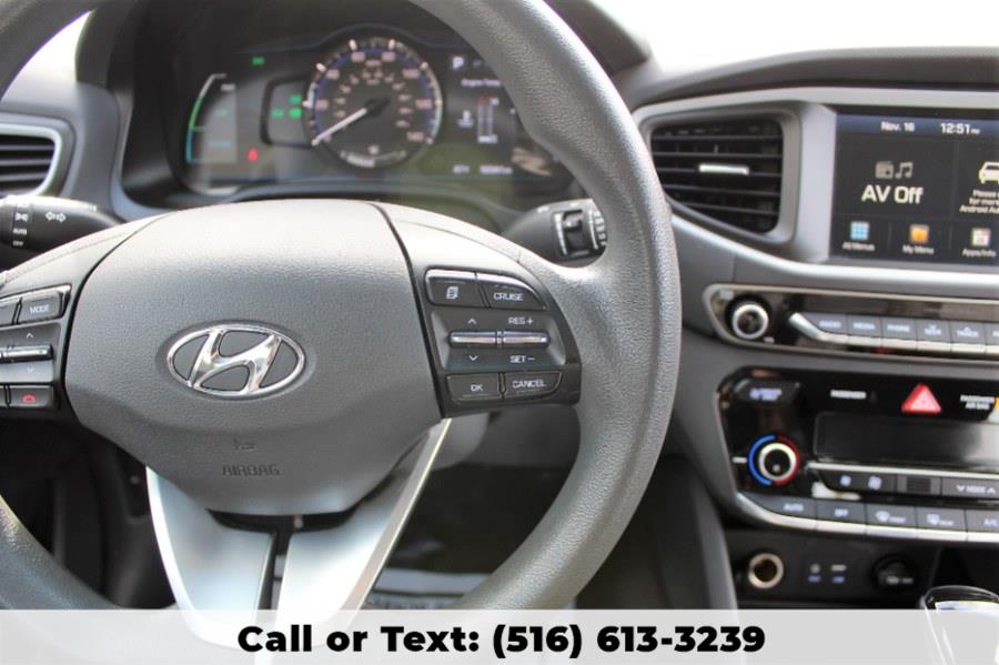 2017 Hyundai Ioniq Hybrid Blue Hatchback, available for sale in Great Neck, New York | Great Neck Car Buyers & Sellers. Great Neck, New York 2017 Hyundai Ioniq Hybrid Blue Hatchback, available for sale in Great Neck, New York | Great Neck Car Buyers & Sellers. Great Neck, New York