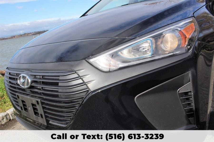 2017 Hyundai Ioniq Hybrid Blue Hatchback, available for sale in Great Neck, New York | Great Neck Car Buyers & Sellers. Great Neck, New York 2017 Hyundai Ioniq Hybrid Blue Hatchback, available for sale in Great Neck, New York | Great Neck Car Buyers & Sellers. Great Neck, New York