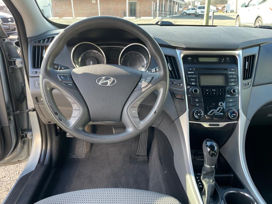Used Hyundai Sonata 4dr Sdn 2.4L Auto GLS 2012 | Malkoon Motors. Agawam, Massachusetts Used Hyundai Sonata 4dr Sdn 2.4L Auto GLS 2012 | Malkoon Motors. Agawam, Massachusetts