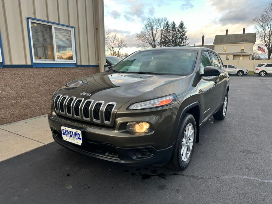 2014 Jeep Cherokee 4WD 4dr Sport, available for sale in East Windsor, Connecticut | Century Auto And Truck. East Windsor, Connecticut