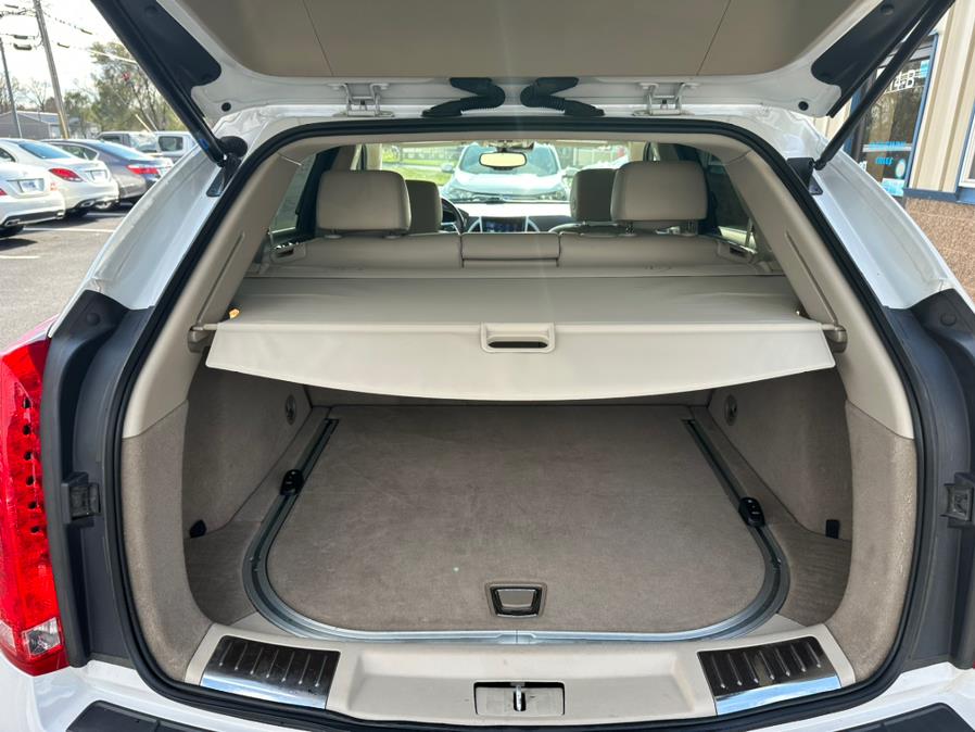 2015 Cadillac SRX AWD 4dr Luxury Collection, available for sale in East Windsor, Connecticut | Century Auto And Truck. East Windsor, Connecticut