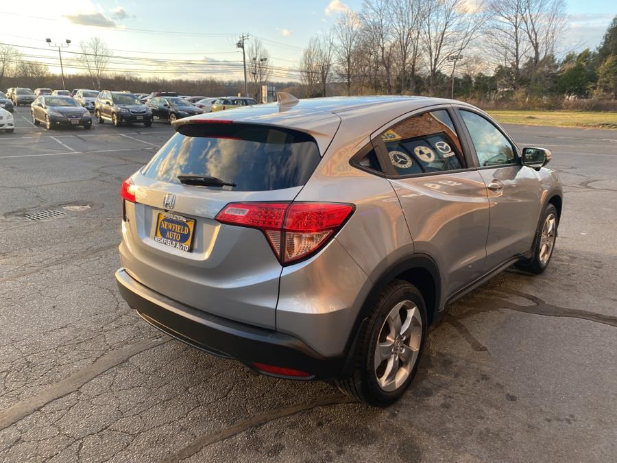 Used Honda HR-V EX 2WD CVT 2017 | Newfield Auto Sales. Middletown, Connecticut Used Honda HR-V EX 2WD CVT 2017 | Newfield Auto Sales. Middletown, Connecticut