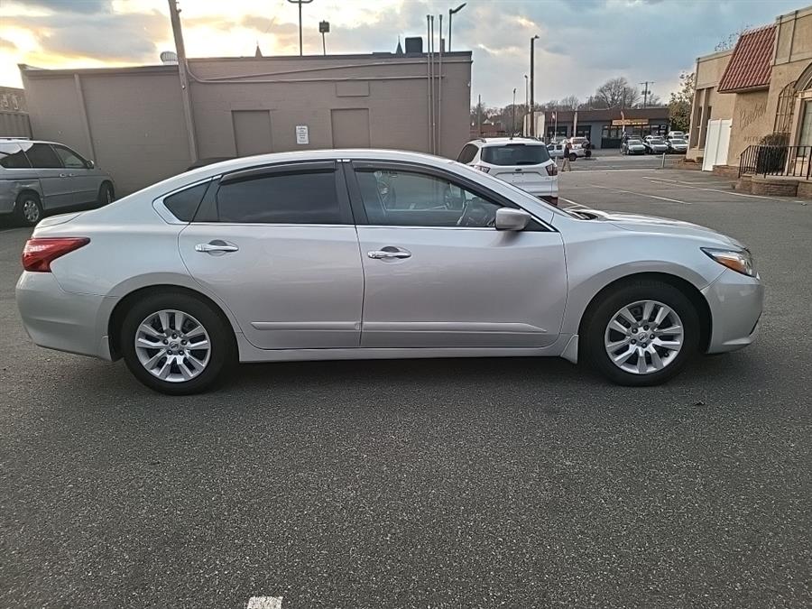 Used Nissan Altima 2017.5 2.5 SV Sedan 2017 | Lex Autos LLC. Hartford, Connecticut Used Nissan Altima 2017.5 2.5 SV Sedan 2017 | Lex Autos LLC. Hartford, Connecticut