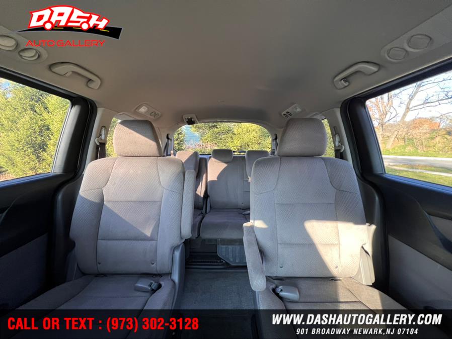 Used Honda Odyssey 5dr LX 2015 | Dash Auto Gallery Inc.. Newark, New Jersey Used Honda Odyssey 5dr LX 2015 | Dash Auto Gallery Inc.. Newark, New Jersey