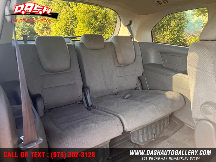 Used Honda Odyssey 5dr LX 2015 | Dash Auto Gallery Inc.. Newark, New Jersey Used Honda Odyssey 5dr LX 2015 | Dash Auto Gallery Inc.. Newark, New Jersey