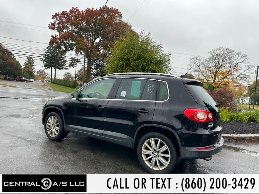 2011 Volkswagen Tiguan 4WD 4dr SE 4Motion, available for sale in East Windsor, Connecticut | Central A/S LLC. East Windsor, Connecticut 2011 Volkswagen Tiguan 4WD 4dr SE 4Motion, available for sale in East Windsor, Connecticut | Central A/S LLC. East Windsor, Connecticut