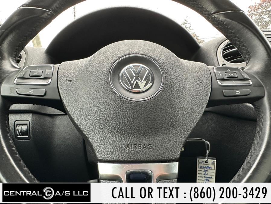 2011 Volkswagen Tiguan 4WD 4dr SE 4Motion, available for sale in East Windsor, Connecticut | Central A/S LLC. East Windsor, Connecticut 2011 Volkswagen Tiguan 4WD 4dr SE 4Motion, available for sale in East Windsor, Connecticut | Central A/S LLC. East Windsor, Connecticut