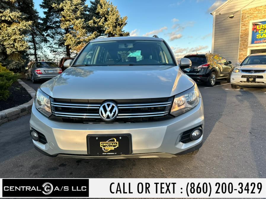 Used Volkswagen Tiguan 4WD 4dr Auto SE w/Sunroof & Nav *Ltd Avail* 2013 | Central A/S LLC. East Windsor, Connecticut Used Volkswagen Tiguan 4WD 4dr Auto SE w/Sunroof & Nav *Ltd Avail* 2013 | Central A/S LLC. East Windsor, Connecticut