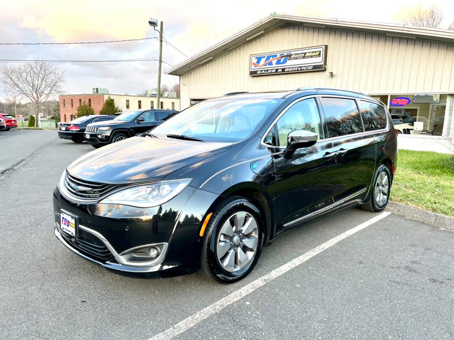 2019 Chrysler Pacifica Hybrid Limited FWD, available for sale in Berlin, Connecticut | Tru Auto Mall. Berlin, Connecticut