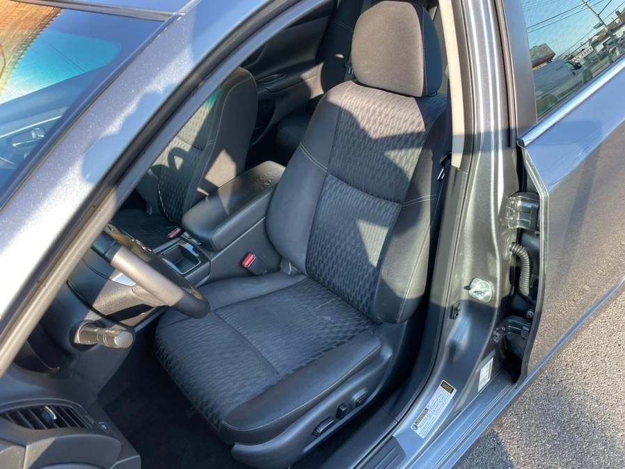 2018 Nissan Altima 2.5 SV Sedan, available for sale in Brooklyn, New York | Worlds Best Auto Inc. Brooklyn, New York 2018 Nissan Altima 2.5 SV Sedan, available for sale in Brooklyn, New York | Worlds Best Auto Inc. Brooklyn, New York