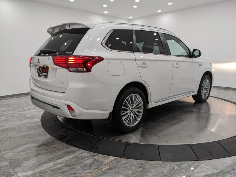 Used Mitsubishi Outlander Phev SEL 2020 | Car Revolution. Maple Shade, New Jersey Used Mitsubishi Outlander Phev SEL 2020 | Car Revolution. Maple Shade, New Jersey