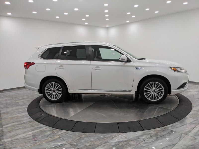 Used Mitsubishi Outlander Phev SEL 2020 | Car Revolution. Maple Shade, New Jersey Used Mitsubishi Outlander Phev SEL 2020 | Car Revolution. Maple Shade, New Jersey