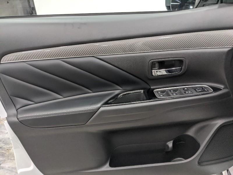Used Mitsubishi Outlander Phev SEL 2020 | Car Revolution. Maple Shade, New Jersey Used Mitsubishi Outlander Phev SEL 2020 | Car Revolution. Maple Shade, New Jersey