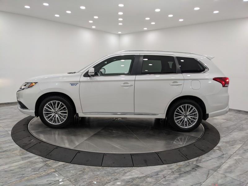 Used Mitsubishi Outlander Phev SEL 2020 | Car Revolution. Maple Shade, New Jersey Used Mitsubishi Outlander Phev SEL 2020 | Car Revolution. Maple Shade, New Jersey
