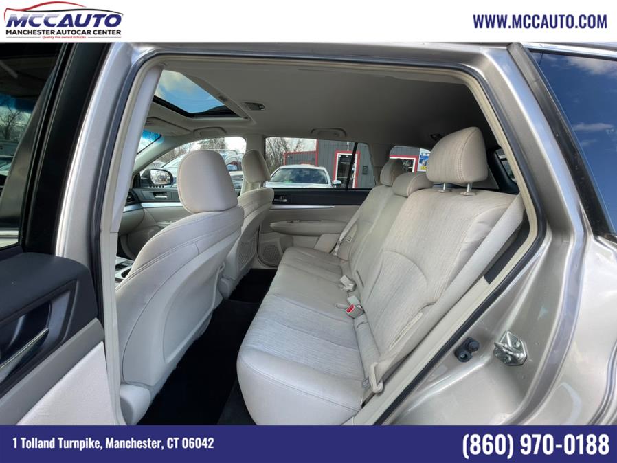 Used Subaru Outback 4dr Wgn H4 Auto 2.5i Premium 2014 | Manchester Autocar Center. Manchester, Connecticut