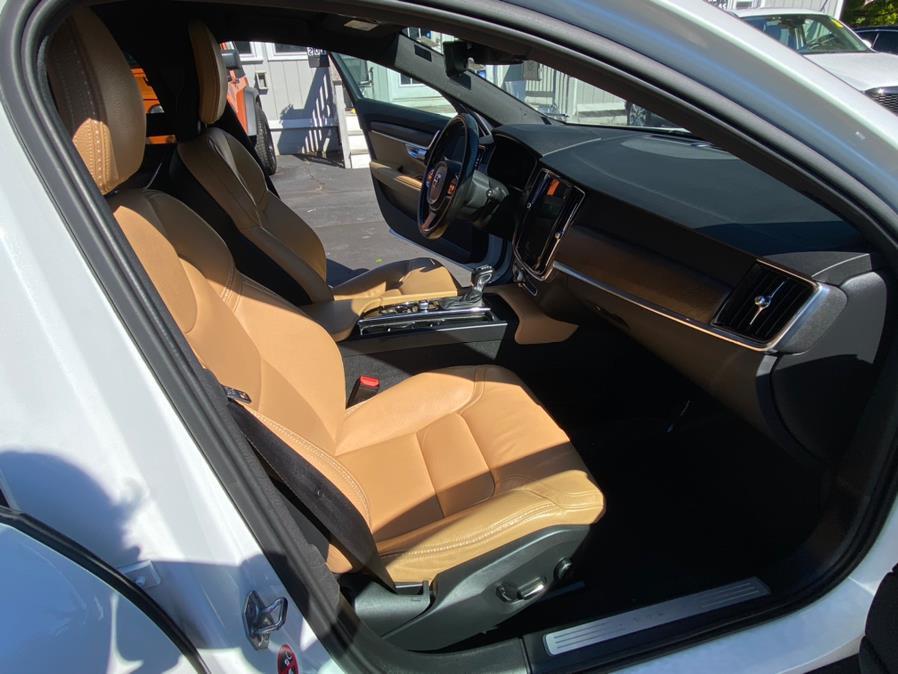 Used Volvo V90 Cross Country T5 AWD 2018 | Lava Motors 2 Inc. Canton, Connecticut Used Volvo V90 Cross Country T5 AWD 2018 | Lava Motors 2 Inc. Canton, Connecticut