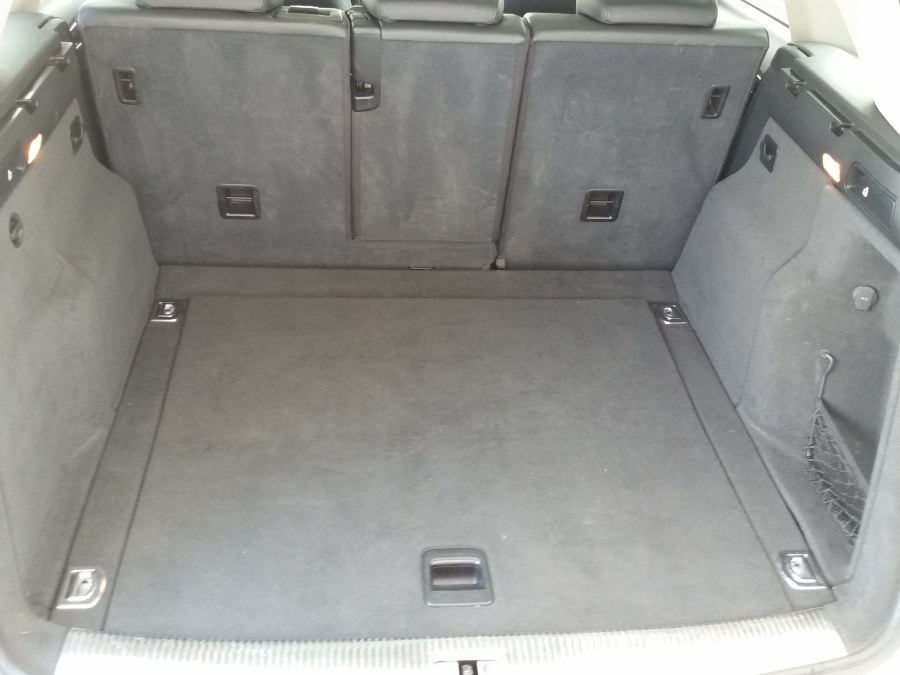 2010 Audi Q5 quattro 4dr Premium Plus, available for sale in Berlin, Connecticut | Action Automotive. Berlin, Connecticut 2010 Audi Q5 quattro 4dr Premium Plus, available for sale in Berlin, Connecticut | Action Automotive. Berlin, Connecticut