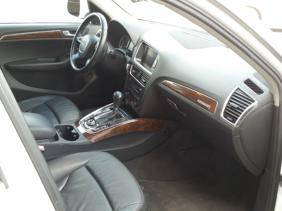 2010 Audi Q5 quattro 4dr Premium Plus, available for sale in Berlin, Connecticut | Action Automotive. Berlin, Connecticut 2010 Audi Q5 quattro 4dr Premium Plus, available for sale in Berlin, Connecticut | Action Automotive. Berlin, Connecticut