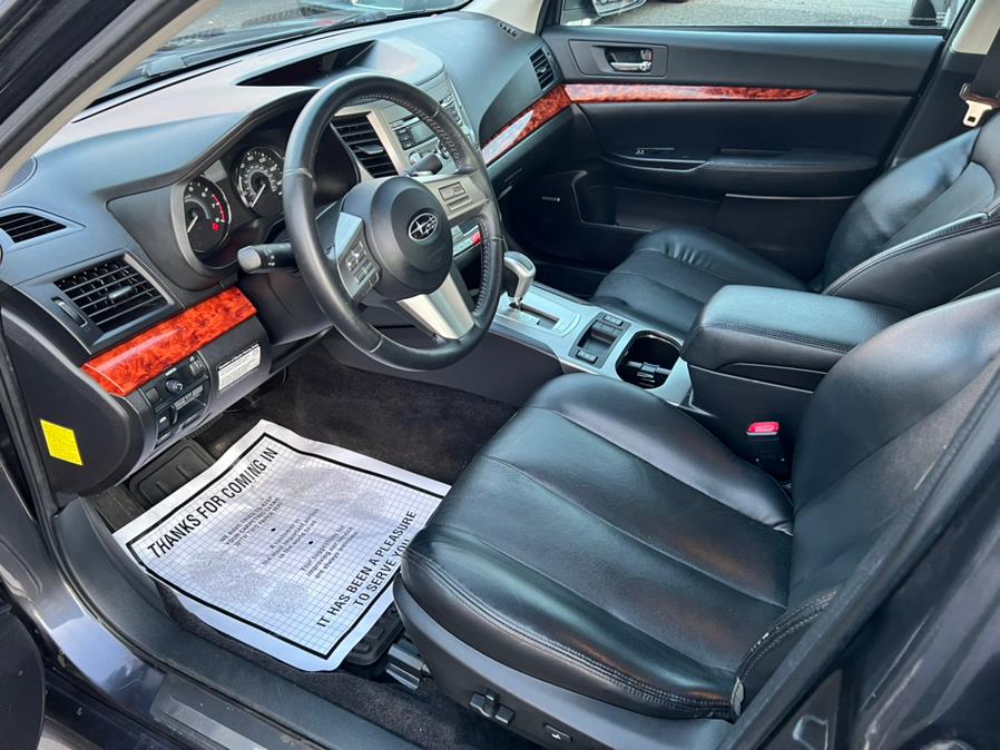Used Subaru Legacy 4dr Sdn H4 Auto Limited Pwr Moon PZEV 2010 | Main Auto of Berlin. Berlin, Connecticut Used Subaru Legacy 4dr Sdn H4 Auto Limited Pwr Moon PZEV 2010 | Main Auto of Berlin. Berlin, Connecticut