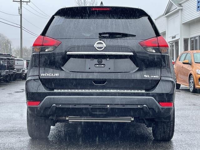 2017 Nissan Rogue SL, available for sale in Brookfield, Connecticut | Blasius Federal Road. Brookfield, Connecticut 2017 Nissan Rogue SL, available for sale in Brookfield, Connecticut | Blasius Federal Road. Brookfield, Connecticut