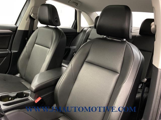 Used Volkswagen Jetta SE Auto w/SULEV 2019 | J&M Automotive Sls&Svc LLC. Naugatuck, Connecticut Used Volkswagen Jetta SE Auto w/SULEV 2019 | J&M Automotive Sls&Svc LLC. Naugatuck, Connecticut