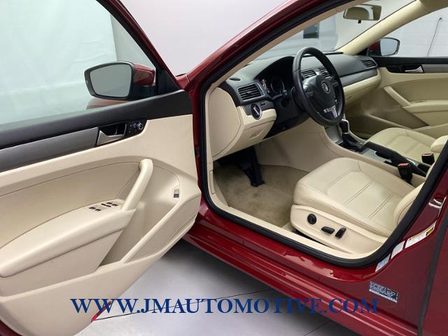 Used Volkswagen Passat 4dr Sdn 2.0L TDI DSG SE w/Sunroof 2015 | J&M Automotive Sls&Svc LLC. Naugatuck, Connecticut Used Volkswagen Passat 4dr Sdn 2.0L TDI DSG SE w/Sunroof 2015 | J&M Automotive Sls&Svc LLC. Naugatuck, Connecticut