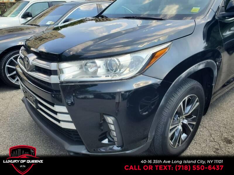 2017 Toyota Highlander LE Plus V6 AWD (Natl), available for sale in Long Island City, New York | Luxury Of Queens. Long Island City, New York 2017 Toyota Highlander LE Plus V6 AWD (Natl), available for sale in Long Island City, New York | Luxury Of Queens. Long Island City, New York