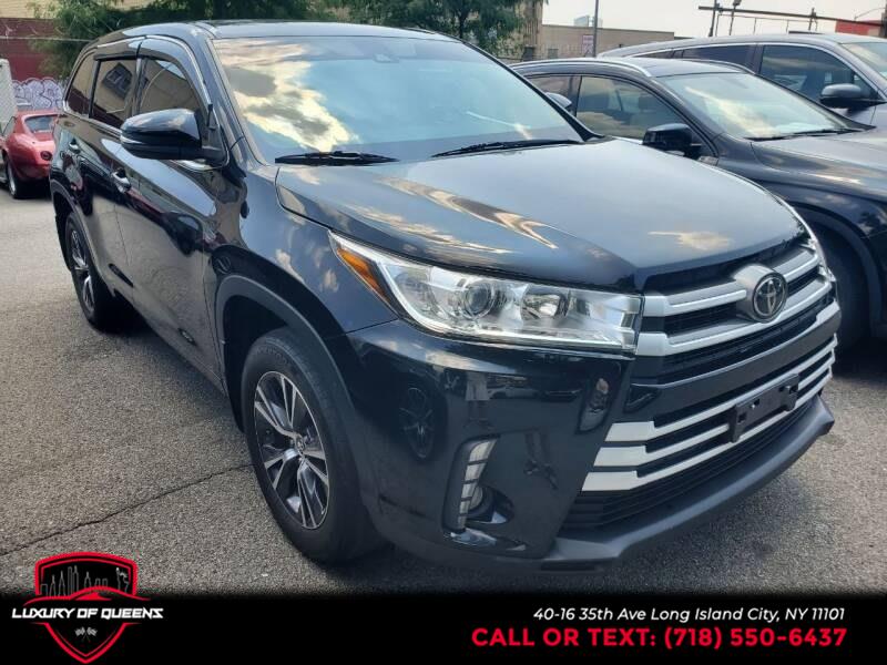 2017 Toyota Highlander LE Plus V6 AWD (Natl), available for sale in Long Island City, New York | Luxury Of Queens. Long Island City, New York 2017 Toyota Highlander LE Plus V6 AWD (Natl), available for sale in Long Island City, New York | Luxury Of Queens. Long Island City, New York