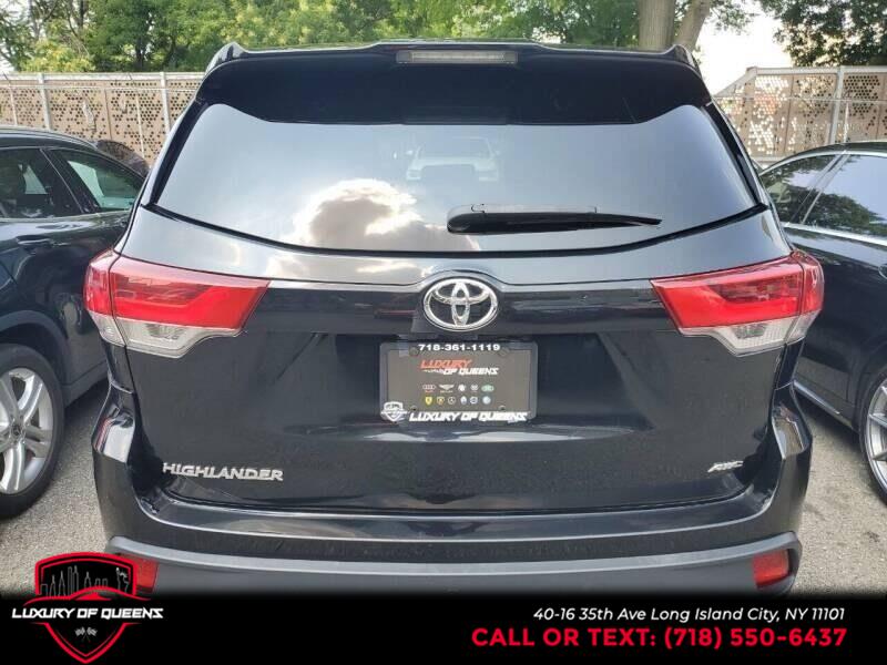2017 Toyota Highlander LE Plus V6 AWD (Natl), available for sale in Long Island City, New York | Luxury Of Queens. Long Island City, New York 2017 Toyota Highlander LE Plus V6 AWD (Natl), available for sale in Long Island City, New York | Luxury Of Queens. Long Island City, New York