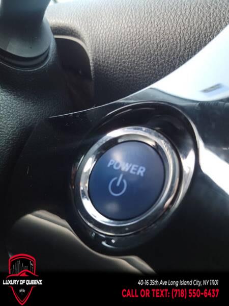 Used Toyota Prius XLE (Natl) 2020 | Luxury Of Queens. Long Island City, New York Used Toyota Prius XLE (Natl) 2020 | Luxury Of Queens. Long Island City, New York