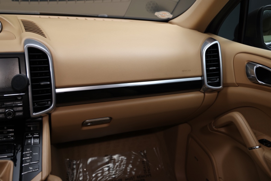 2012 Porsche Cayenne AWD 4dr Man, available for sale in North Salem, New York | Meccanic Shop North Inc. North Salem, New York 2012 Porsche Cayenne AWD 4dr Man, available for sale in North Salem, New York | Meccanic Shop North Inc. North Salem, New York