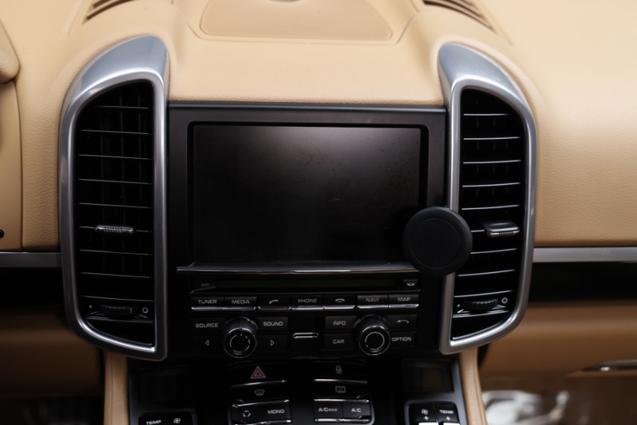 2012 Porsche Cayenne AWD 4dr Man, available for sale in North Salem, New York | Meccanic Shop North Inc. North Salem, New York 2012 Porsche Cayenne AWD 4dr Man, available for sale in North Salem, New York | Meccanic Shop North Inc. North Salem, New York