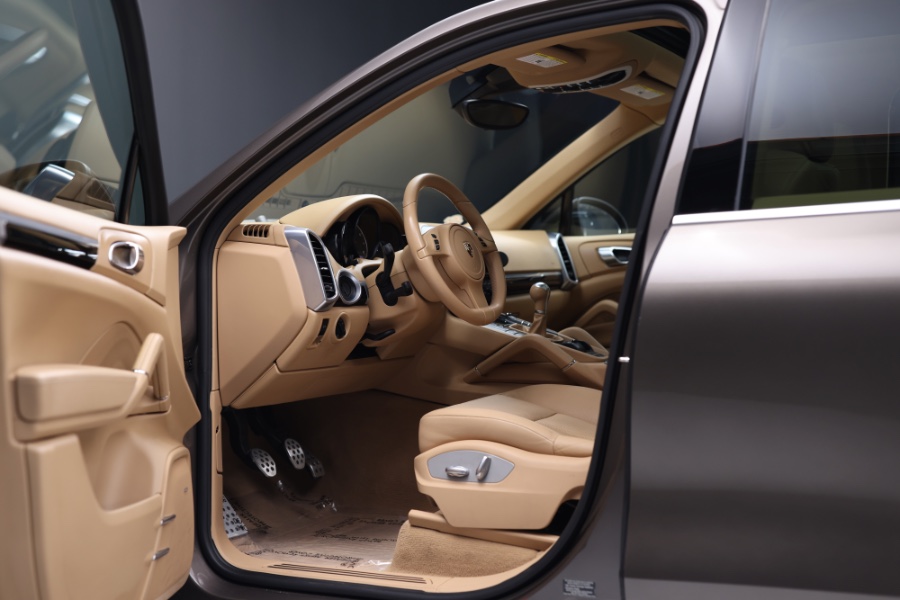 2012 Porsche Cayenne AWD 4dr Man, available for sale in North Salem, New York | Meccanic Shop North Inc. North Salem, New York 2012 Porsche Cayenne AWD 4dr Man, available for sale in North Salem, New York | Meccanic Shop North Inc. North Salem, New York