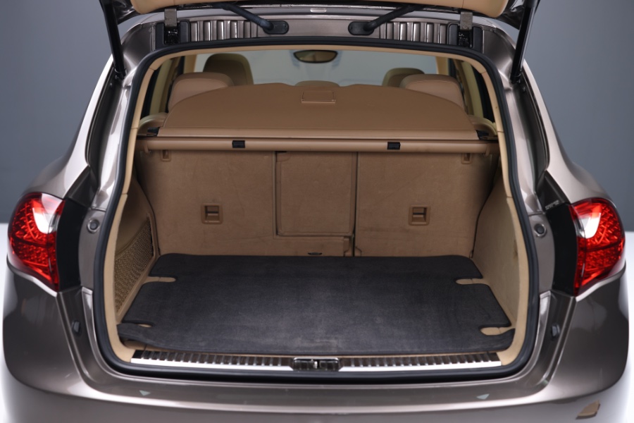 2012 Porsche Cayenne AWD 4dr Man, available for sale in North Salem, New York | Meccanic Shop North Inc. North Salem, New York 2012 Porsche Cayenne AWD 4dr Man, available for sale in North Salem, New York | Meccanic Shop North Inc. North Salem, New York