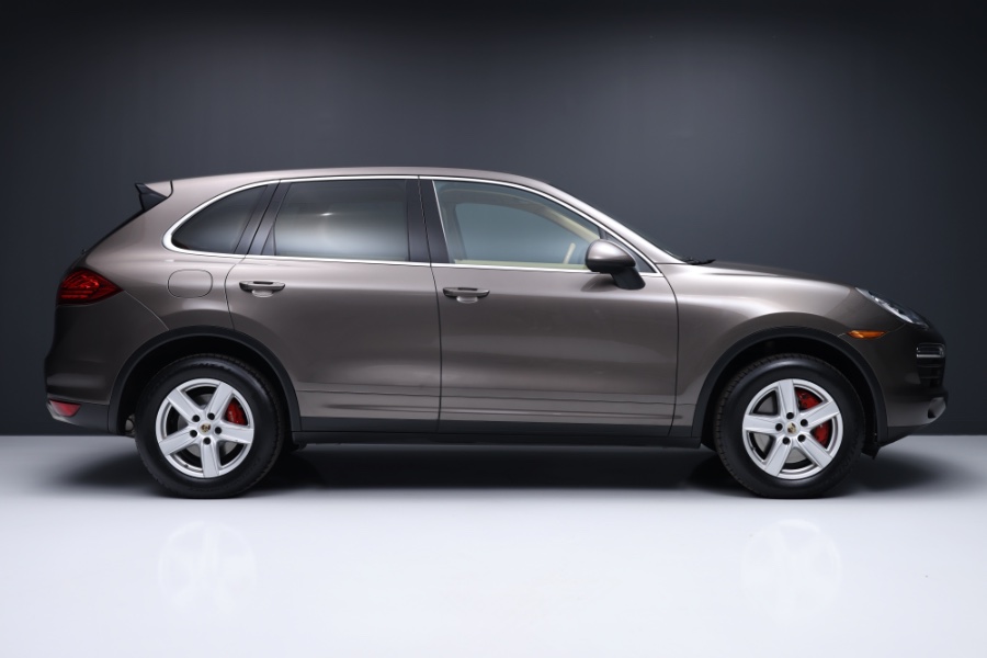 2012 Porsche Cayenne AWD 4dr Man, available for sale in North Salem, New York | Meccanic Shop North Inc. North Salem, New York 2012 Porsche Cayenne AWD 4dr Man, available for sale in North Salem, New York | Meccanic Shop North Inc. North Salem, New York