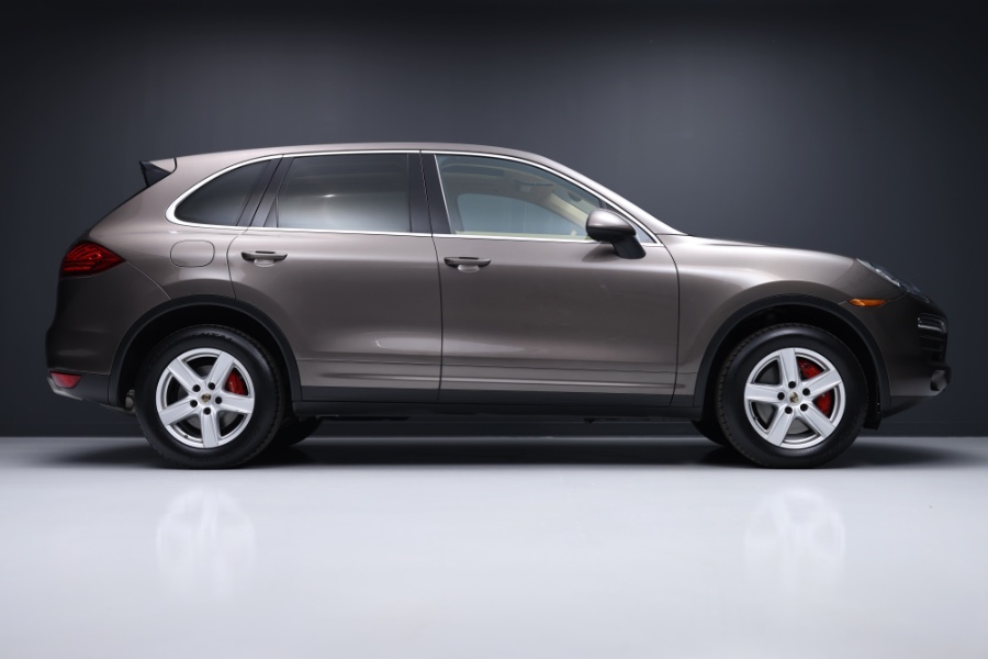 2012 Porsche Cayenne AWD 4dr Man, available for sale in North Salem, New York | Meccanic Shop North Inc. North Salem, New York 2012 Porsche Cayenne AWD 4dr Man, available for sale in North Salem, New York | Meccanic Shop North Inc. North Salem, New York