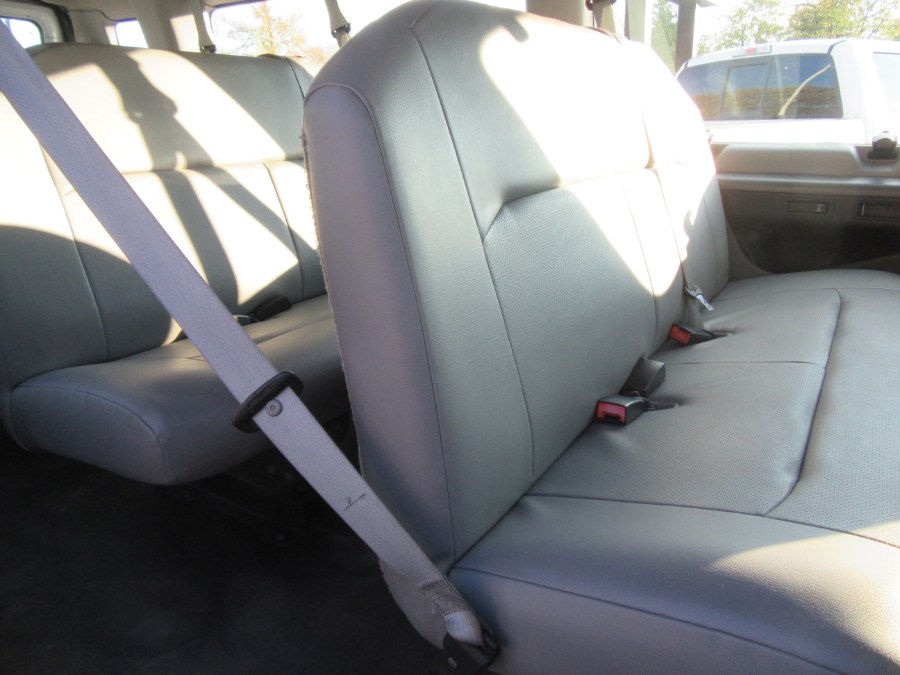 Used Ford Econoline Wagon E-350 Super Duty Ext XLT 2013 | Royalty Auto Sales. Little Ferry, New Jersey Used Ford Econoline Wagon E-350 Super Duty Ext XLT 2013 | Royalty Auto Sales. Little Ferry, New Jersey