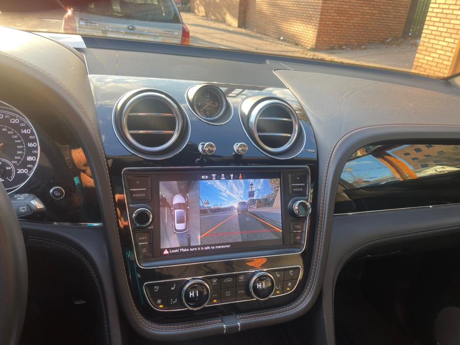 2019 Bentley Bentayga V8 AWD, available for sale in Jamaica, New York | Sylhet Motors Inc.. Jamaica, New York 2019 Bentley Bentayga V8 AWD, available for sale in Jamaica, New York | Sylhet Motors Inc.. Jamaica, New York