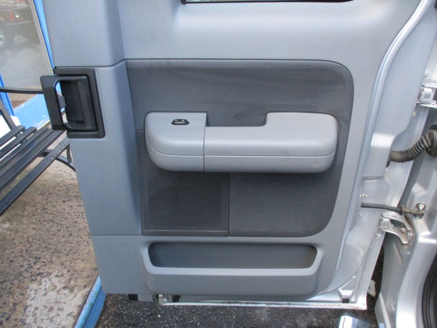 2008 Ford F-150 4x4, available for sale in Meriden, Connecticut | Cos Central Auto. Meriden, Connecticut 2008 Ford F-150 4x4, available for sale in Meriden, Connecticut | Cos Central Auto. Meriden, Connecticut