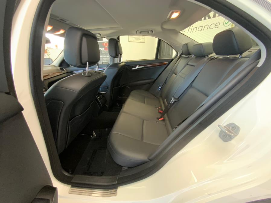 Used Mercedes-Benz C-Class 4dr Sdn C250 Luxury RWD 2012 | Franklin Motors Auto Sales LLC. Hartford, Connecticut Used Mercedes-Benz C-Class 4dr Sdn C250 Luxury RWD 2012 | Franklin Motors Auto Sales LLC. Hartford, Connecticut